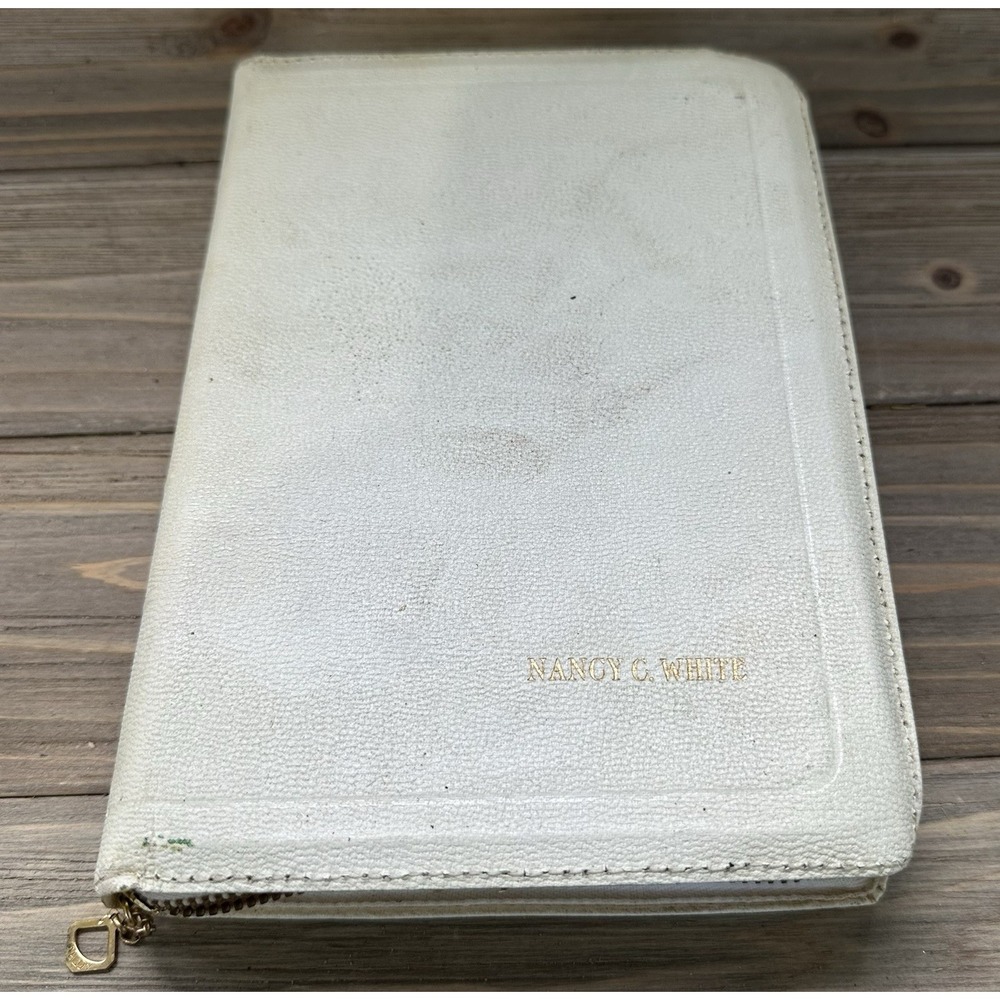 VTG Bible White 1952 ZIPPER COVER Leather Thomas Nelson Publisher